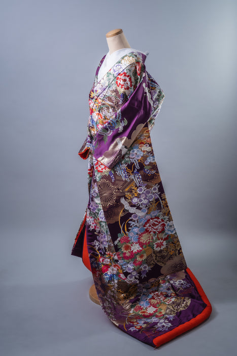 色打掛　幸彩花車文