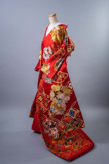 色打掛　七宝に花丸(赤)