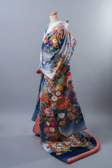 色打掛　手刺繍 清香束熨斗藍色ぼかし